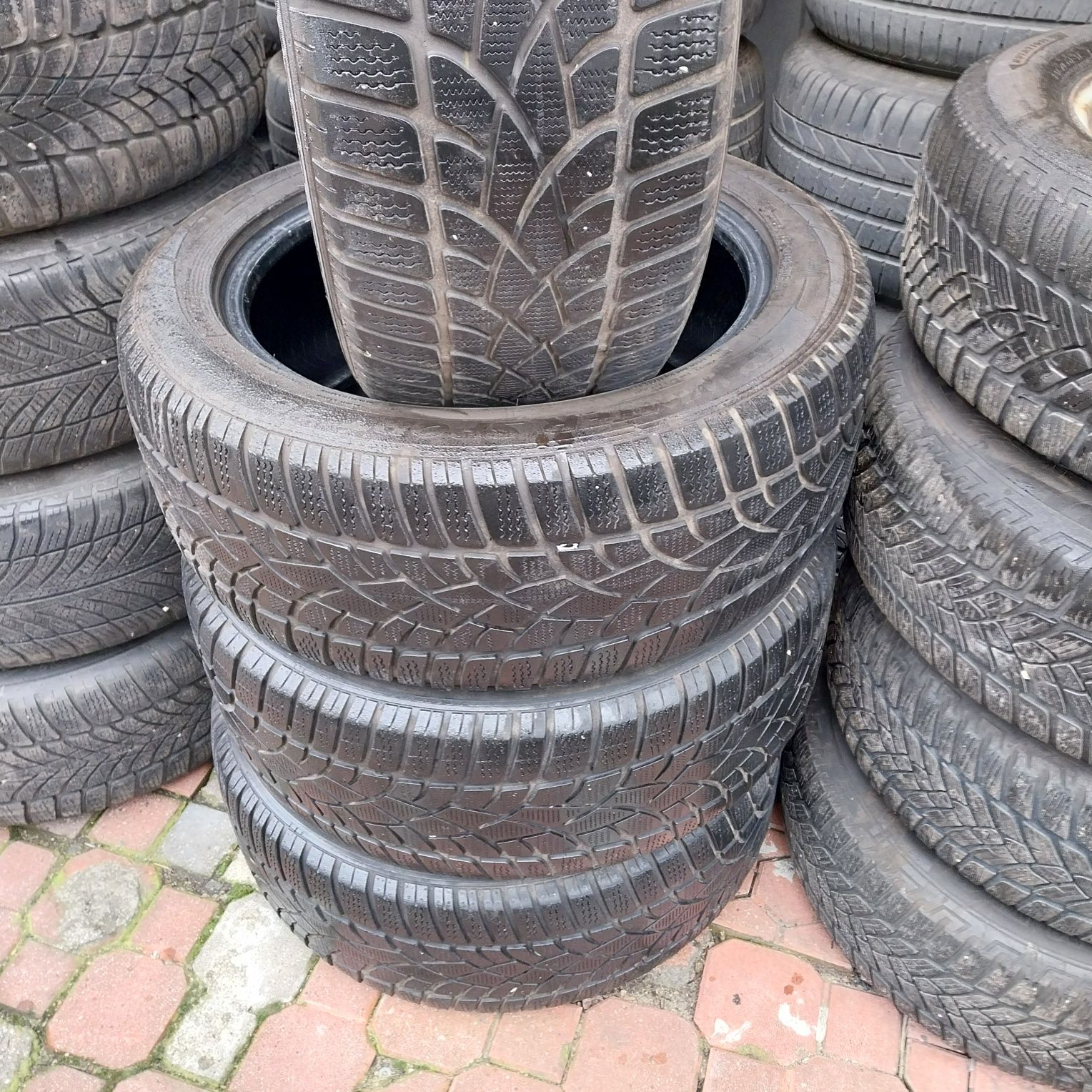 Opony Zimowe Dunlop 245/50R18 100H Run Flat