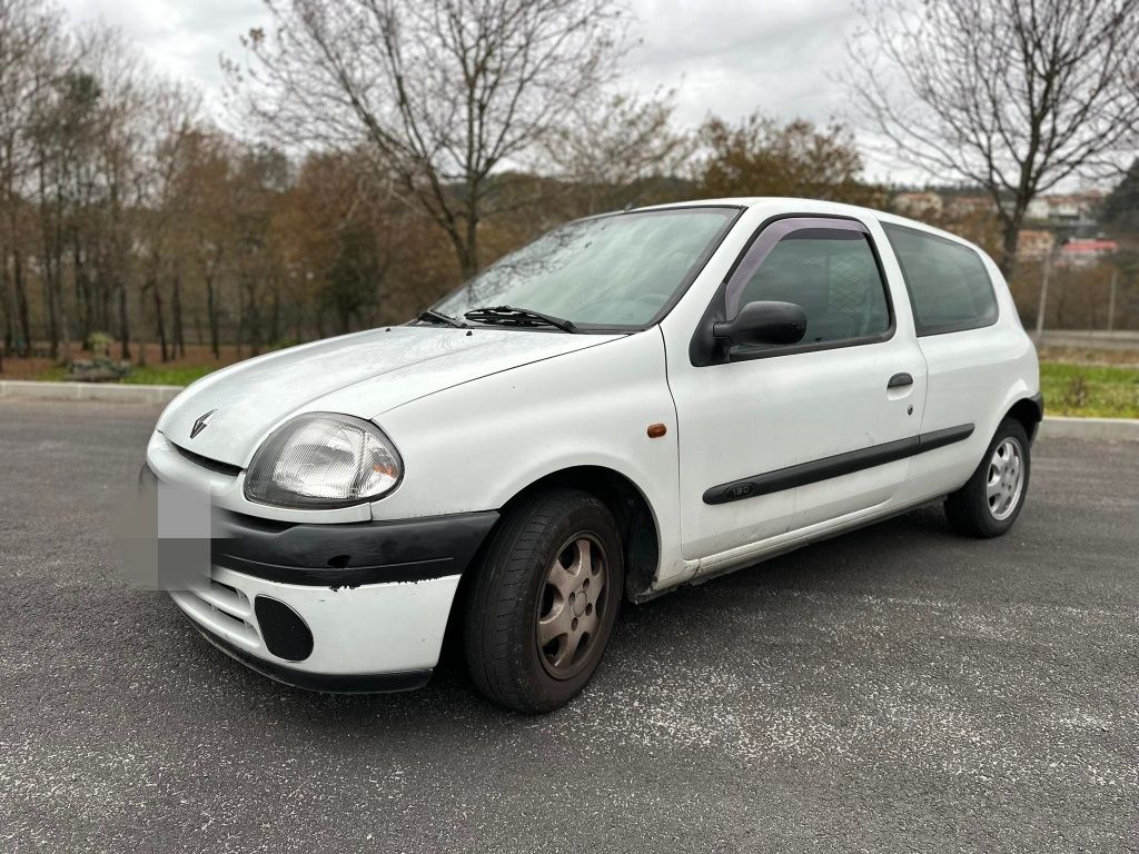 Renault clio para peças ou inteiro