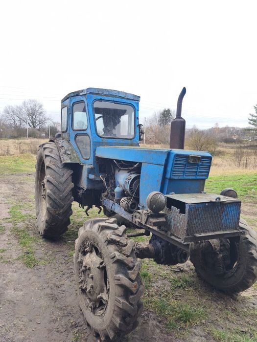 Продам т40 з передком в харошому стані