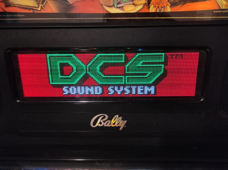 Flipper pinball display cores