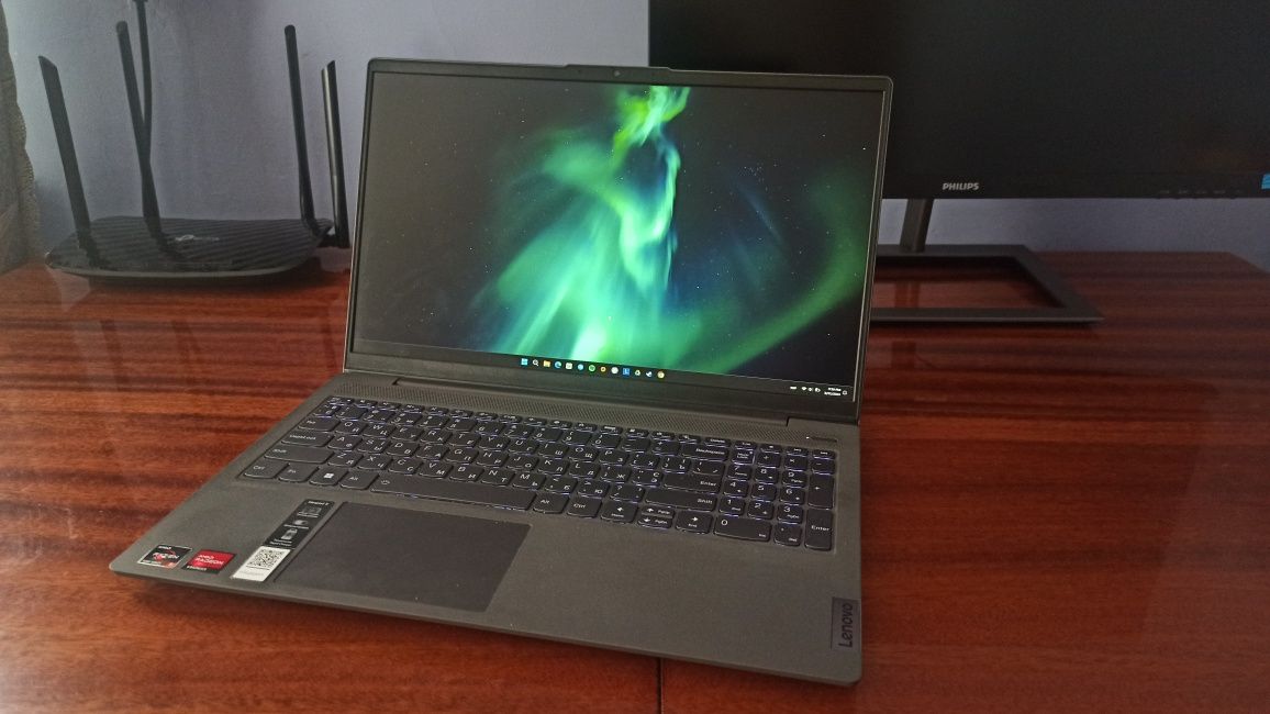 Ноутбук Lenovo IdeaPad 5 15ALC05 Graphite Grey - відмінний стан