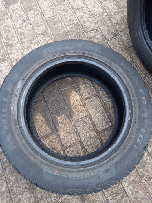 Opony zimowe 215 60 r17 4szt 300zl