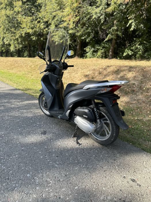 Honda sh 125 2013.