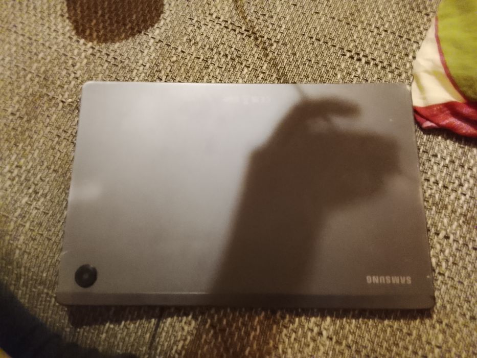 Samsung Планшет название не помню