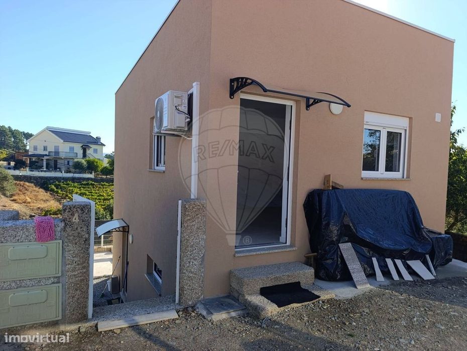 Moradia T2 para venda