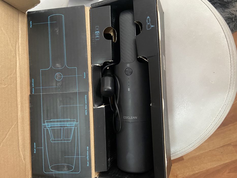 Автомобільний пилосос (акумуляторний)