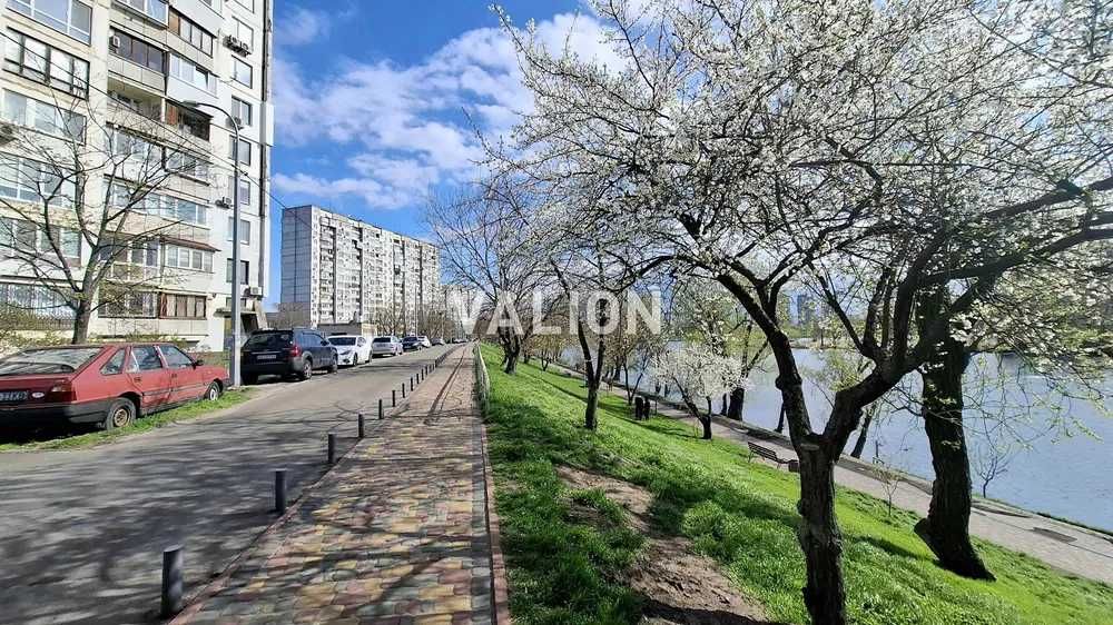 Продаж 3 кімнатної квартири з ремонтом, Березняки, проспект Тичини