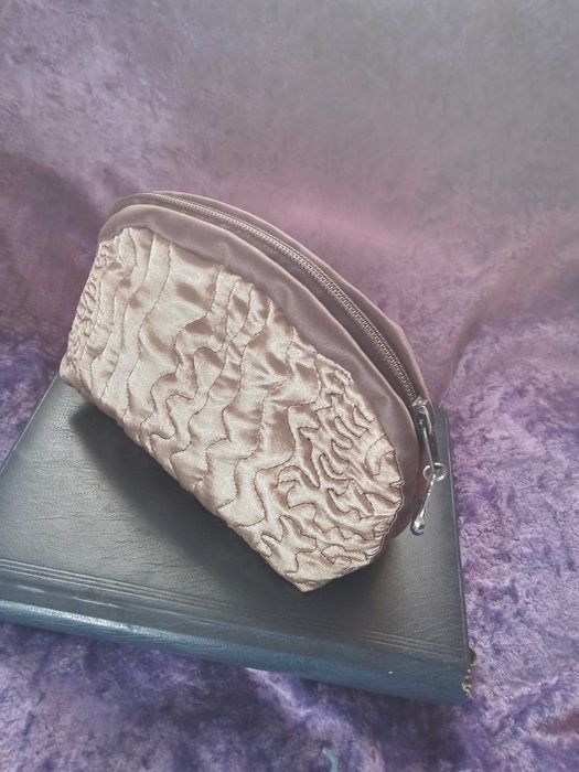 Косметичка женская