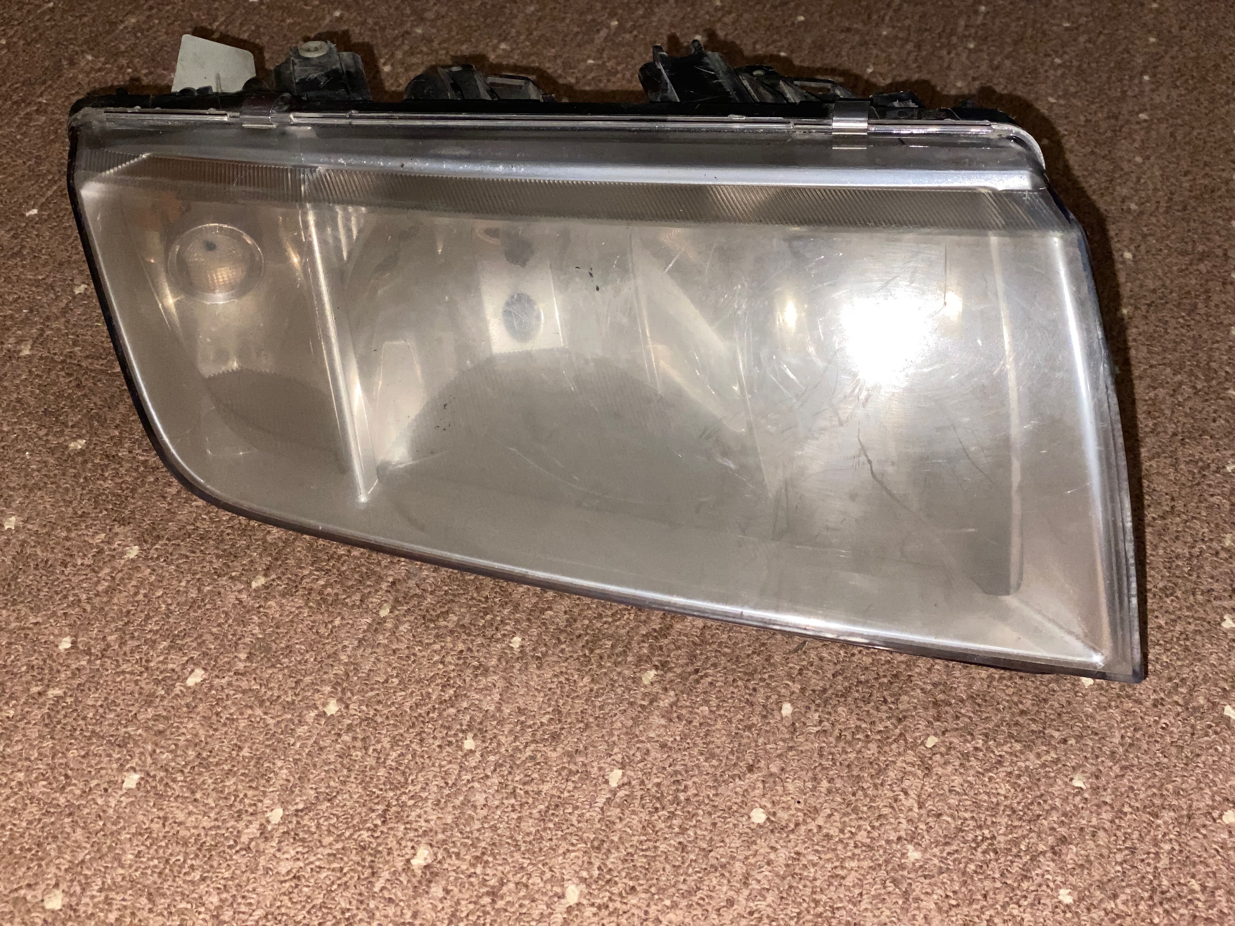Фара права Skoda Fabia 1999-2007 6Y1941016Q