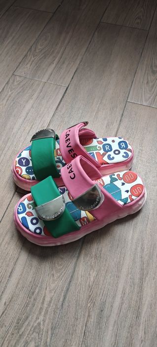 Sandálias Caeves Summer Slides Plataforma