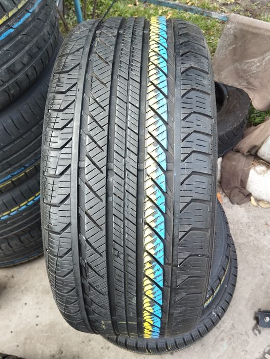 Одна шина Continental 245/40/18