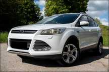 Ford Kuga 1.6 Benzyna Mały przebieg Książka serwis z Niemiec