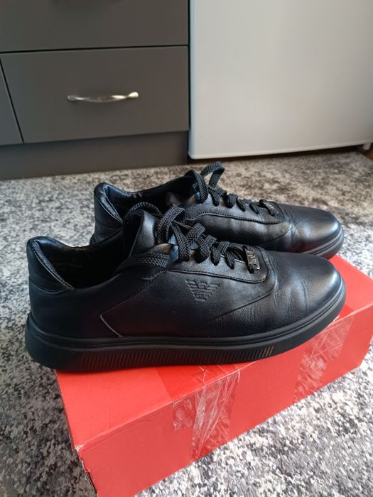 Продам чоловічі шкіряні кеди