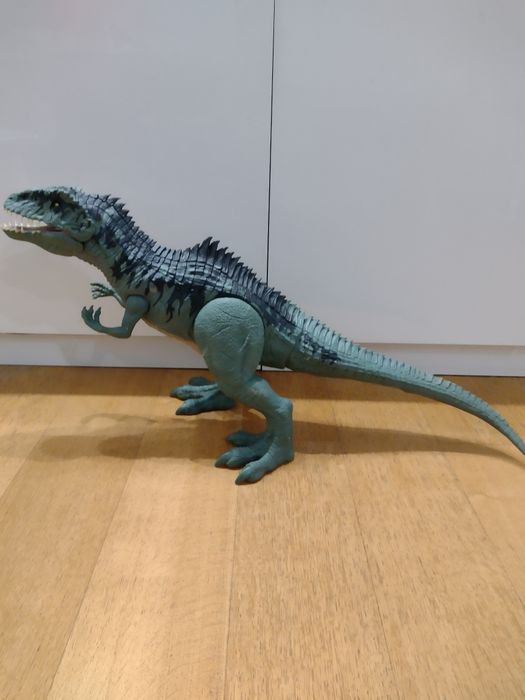 Ogromny dinozaur Gigantozaur Mattel