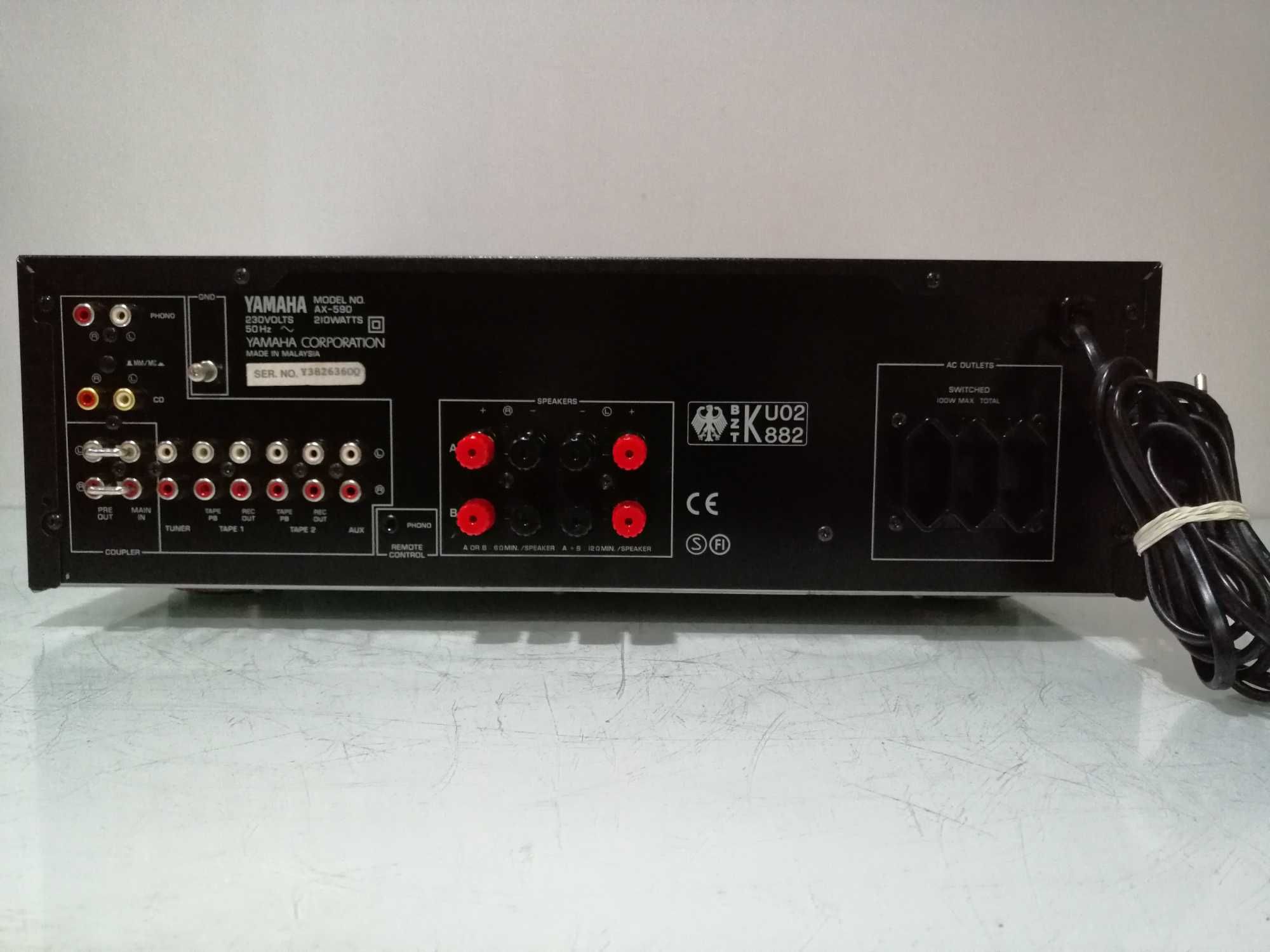 Wzmacniacz Yamaha AX-590