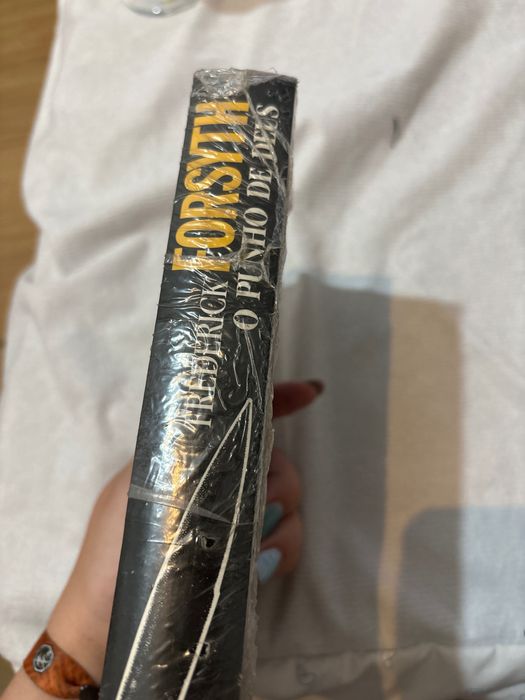 Livro - O punho de Deus