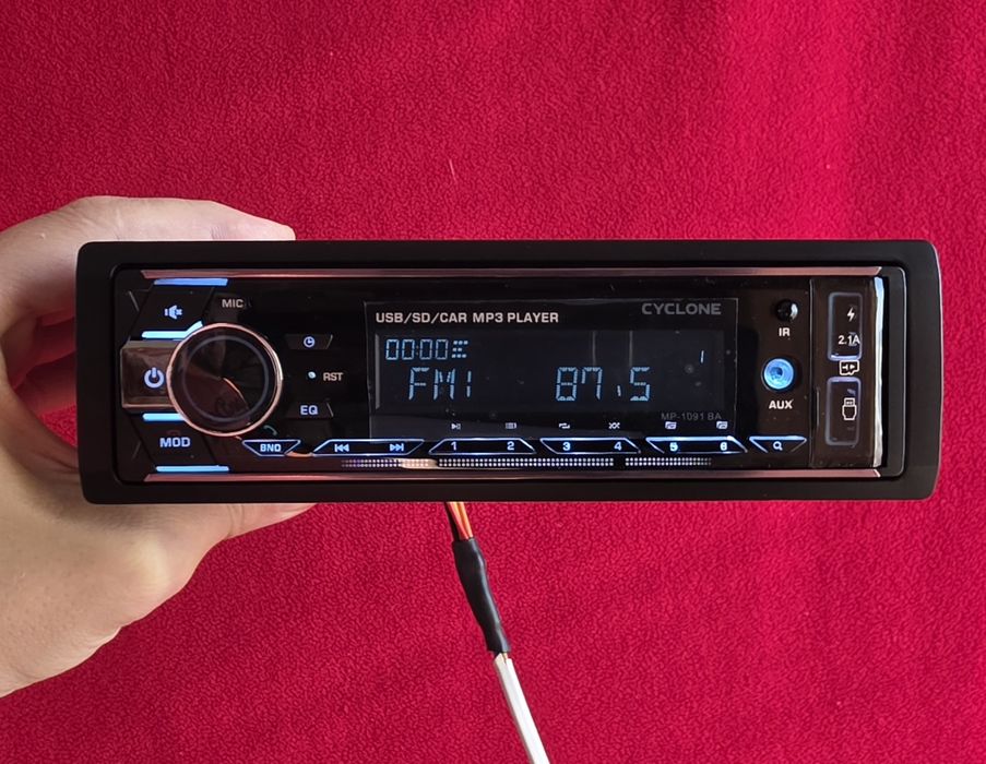 Автомагнитола 1 din Cyclone MP-1091 BA магнитола в машину с блютузом
