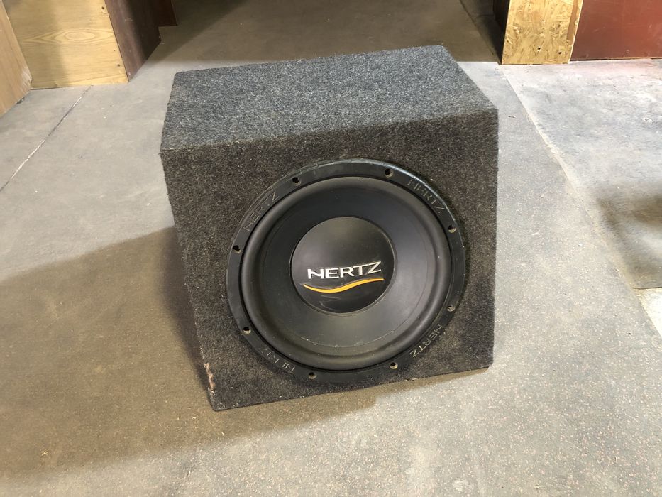 Автомобильный сабвуфер Heartz es300 700 watt + усилитель Lanzar