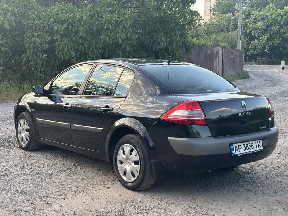 Продам хозяйский автомобиль