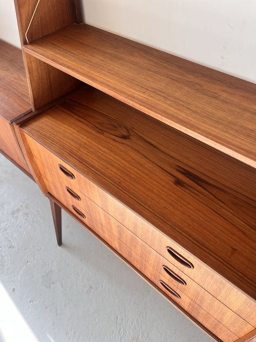 Tekowy regał „Panto” Norwegia lata 70