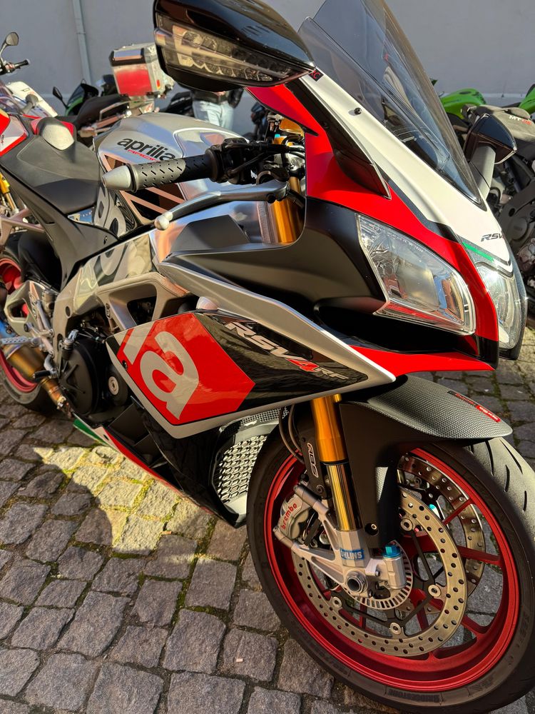 Aprilia RSV4 RF 1000 ( Possibilidade Financiamento )