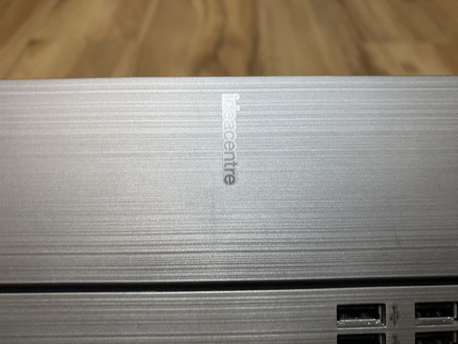 Komputer Lenovo IdeaCenter model 90G9+ klawiatura Dell + stan idealny