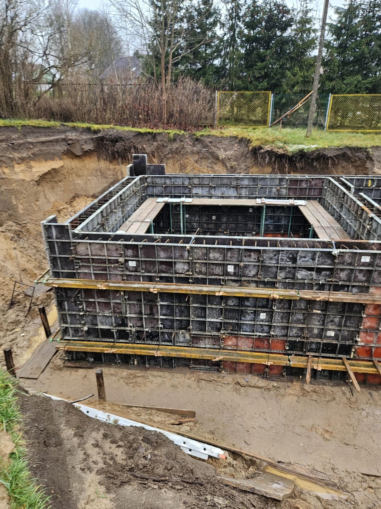 Wynajem szalunków fundamentowych pomorskie