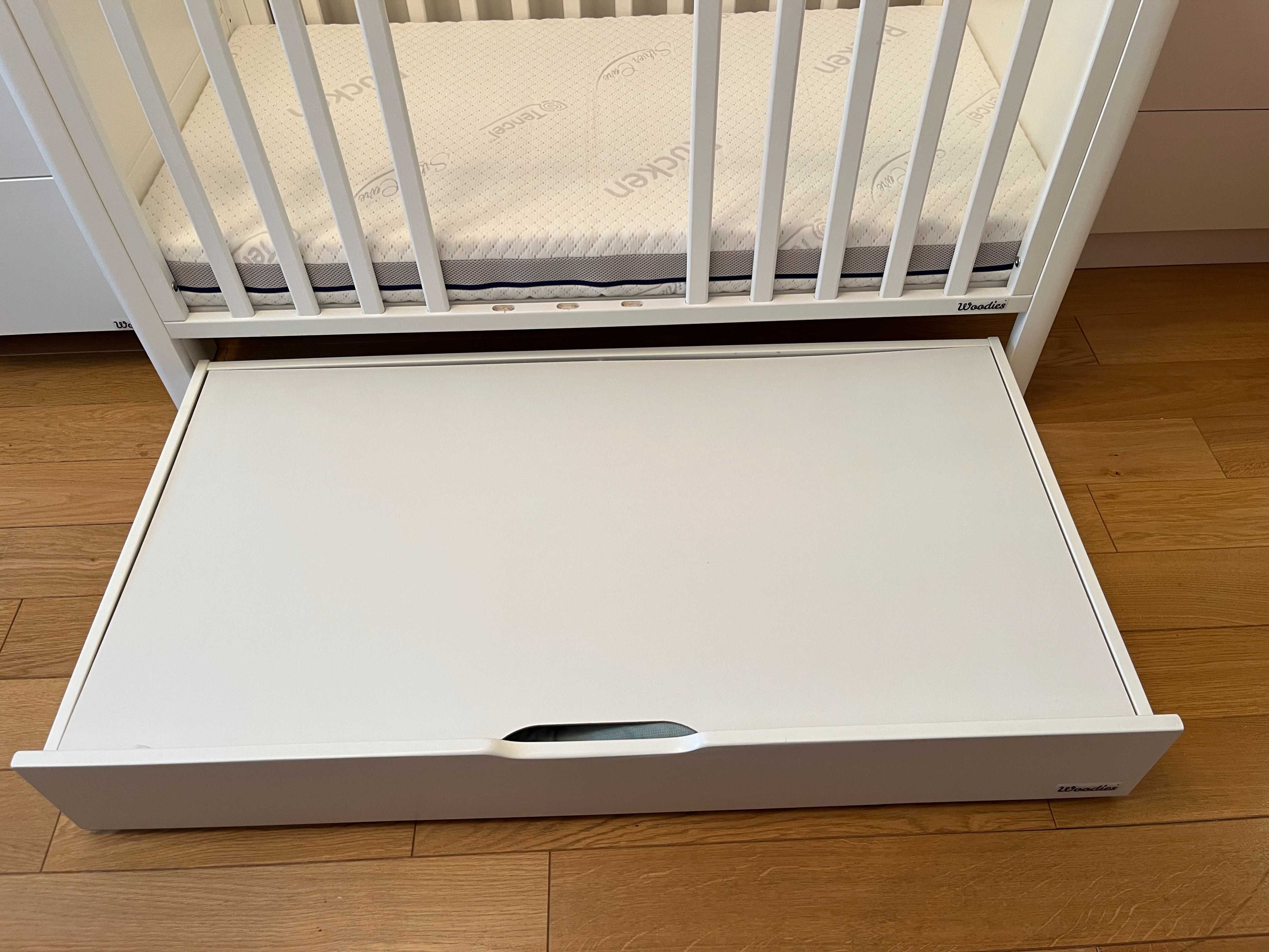 Łóżeczko Smooth Cot 120x60 WOODIES + szuflada + materac