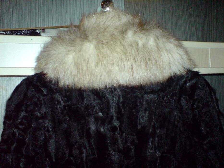 Kołnierz z białego lisa prl.