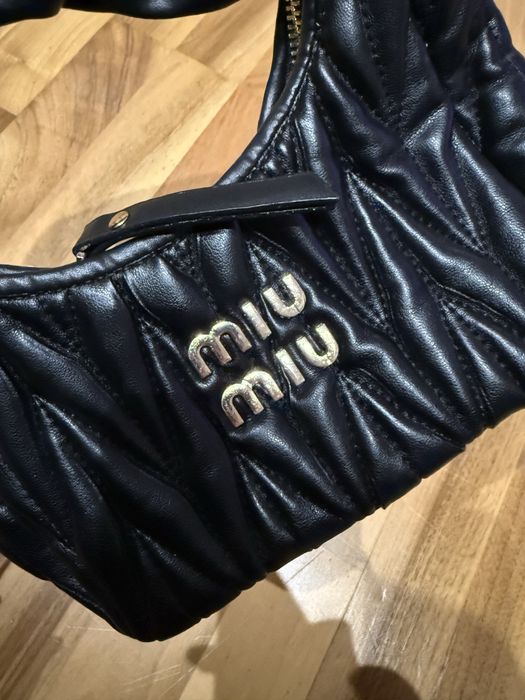 Torebka miu miu czarna
