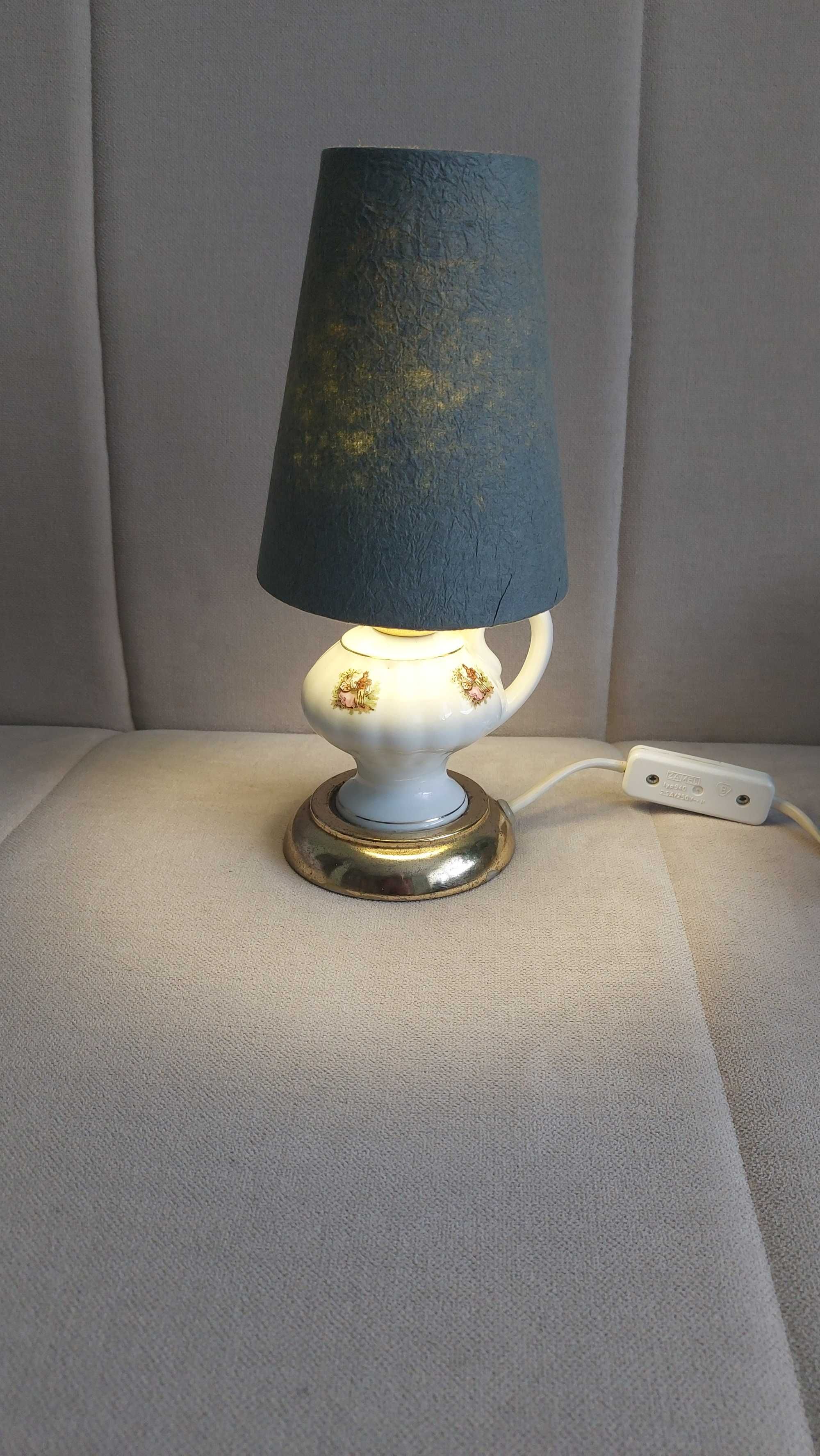 Lampka nocna retro