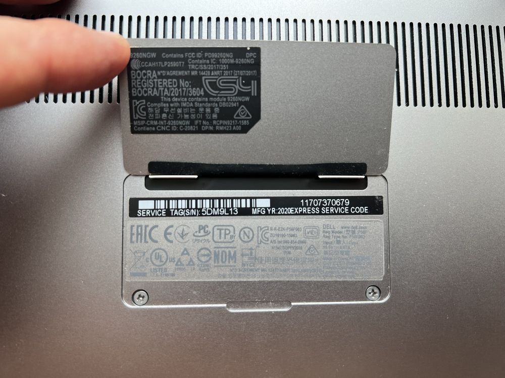 Dell Precision 5540 i9-9980HK 15.6ʼʼ FHD SSD 512Gb 32Gb video 4Gb