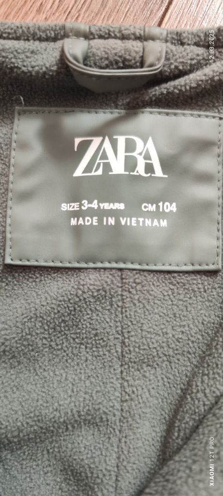 Водонепроникні комбінезони Zara