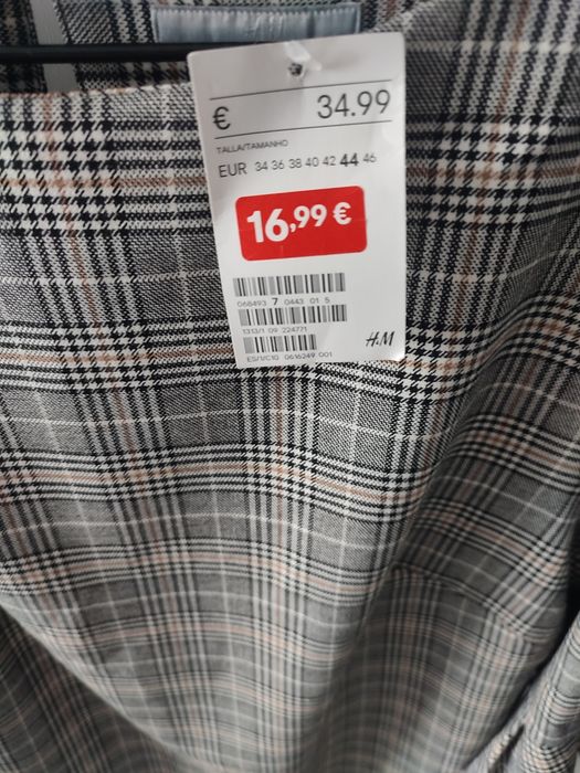 Класичне жіноче плаття