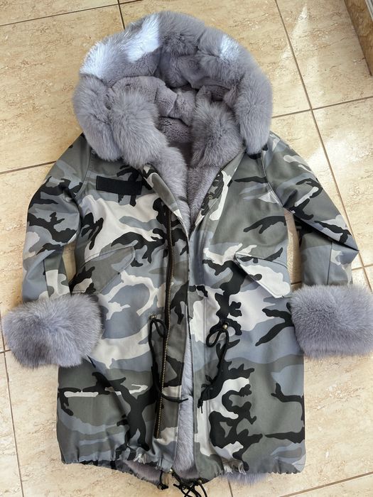 Парка з натуральним хутром