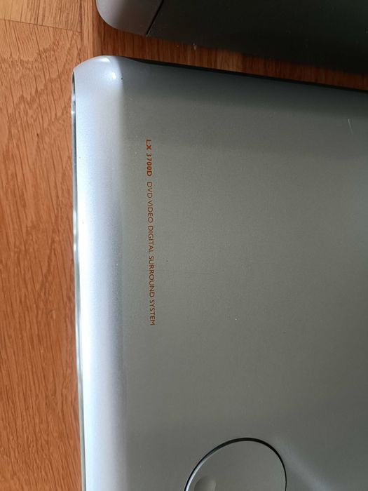 Kino domowe Philips LX3700D
