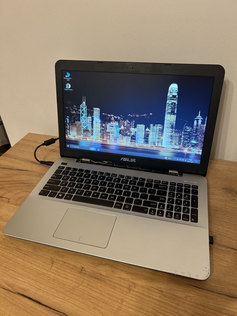 Laptop Asus X555LJ i3-4005U, 6GB RAM, 1TB HDD