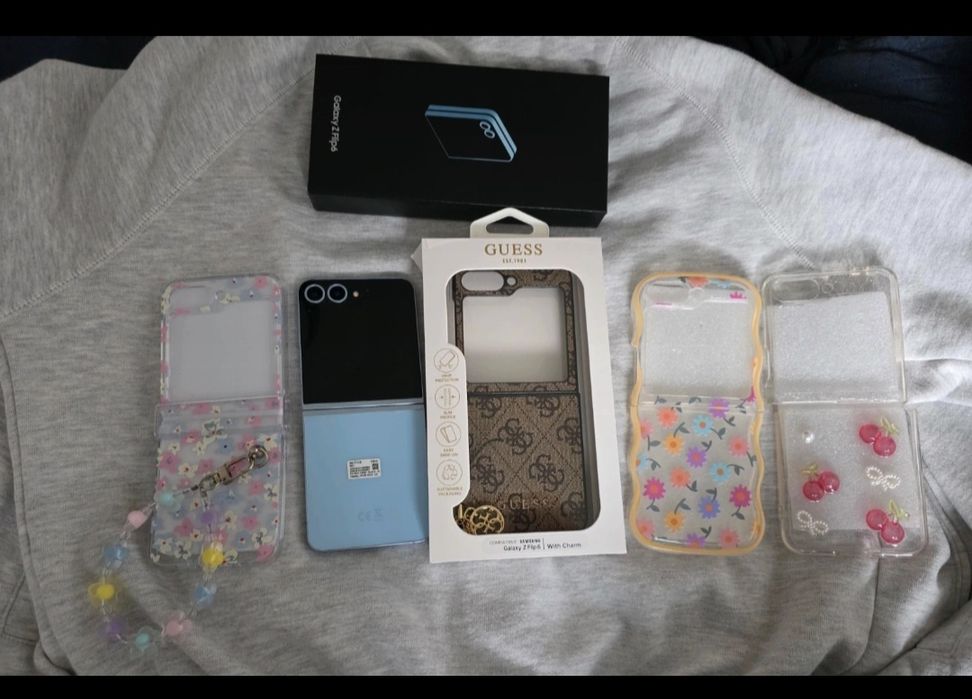 Samsung Galaxy Z Flip 6 jak nowy + ubezpieczenie