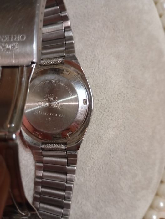 Продам часы Orient