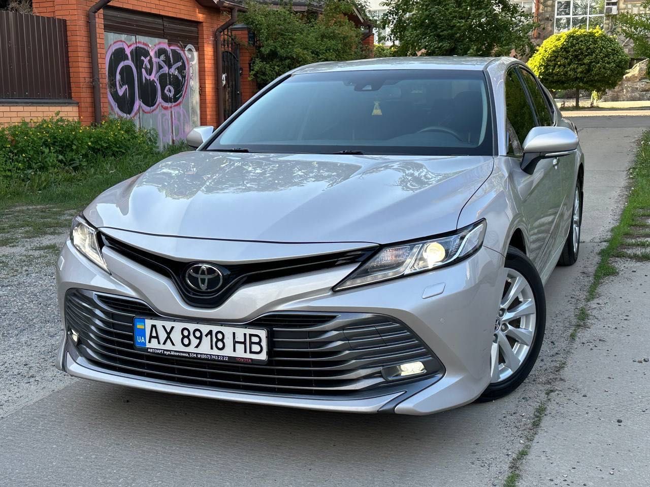 Продам Toyota Camry 2018 официал