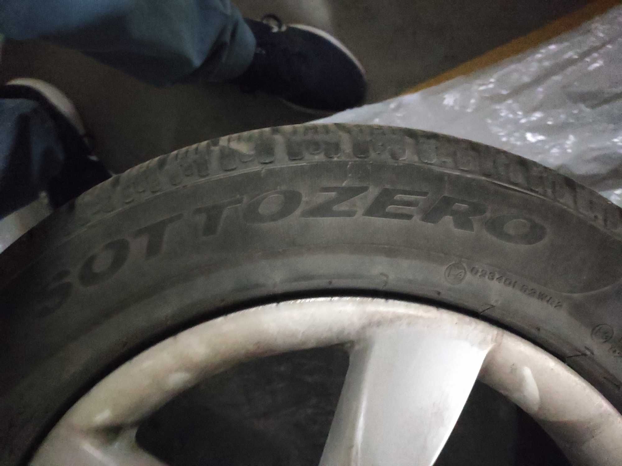 wielosezonowy opony i felgi Pirelli Winter Sottozero 225/55 R17