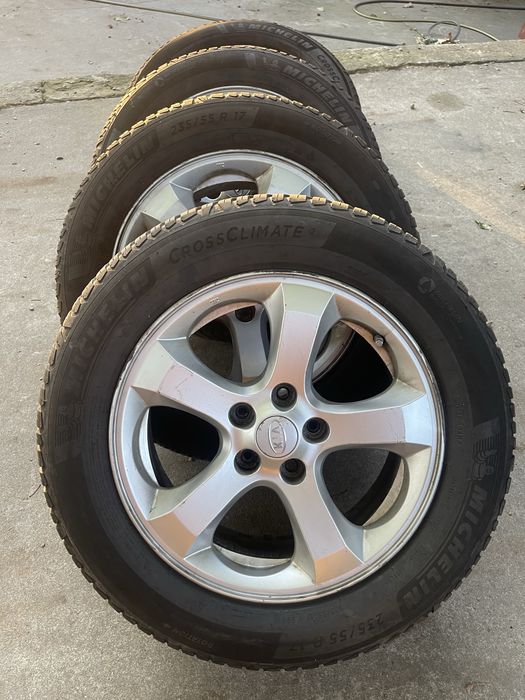 Komplet kół Kia Sportage - felgi alu 17” + Michelin CrossClimate2 2024
