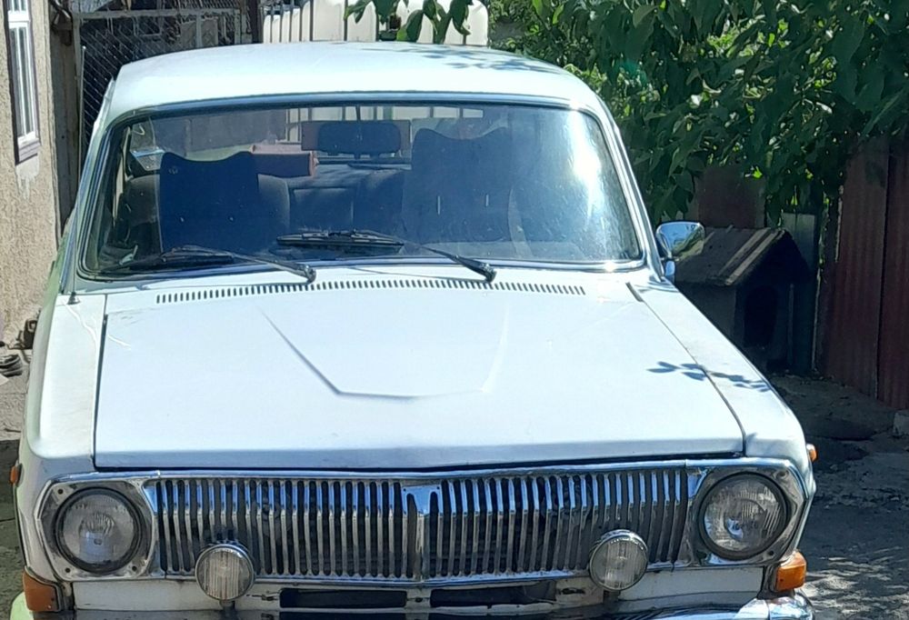 Продається авто Волга 2410