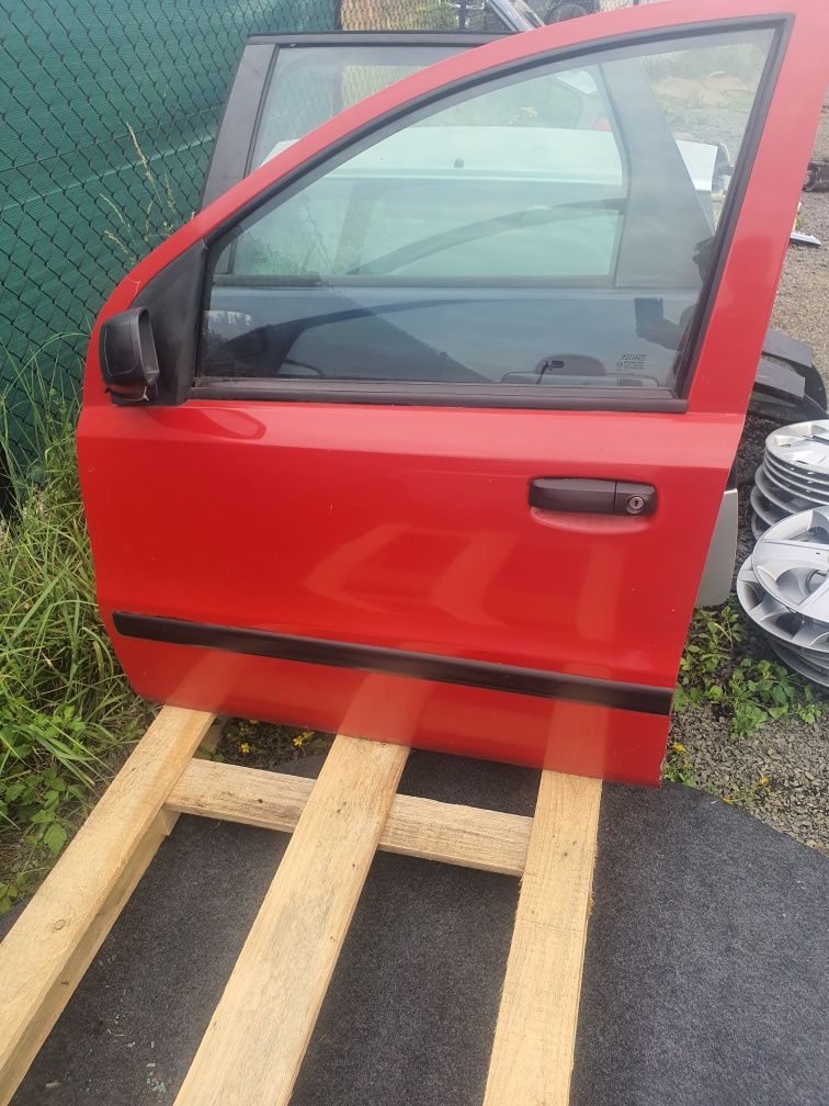 Drzwi lewy przod Fiat Panda 2