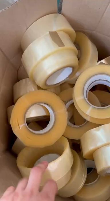 Клейова стрічка на вагу скотч уцінка некондиція