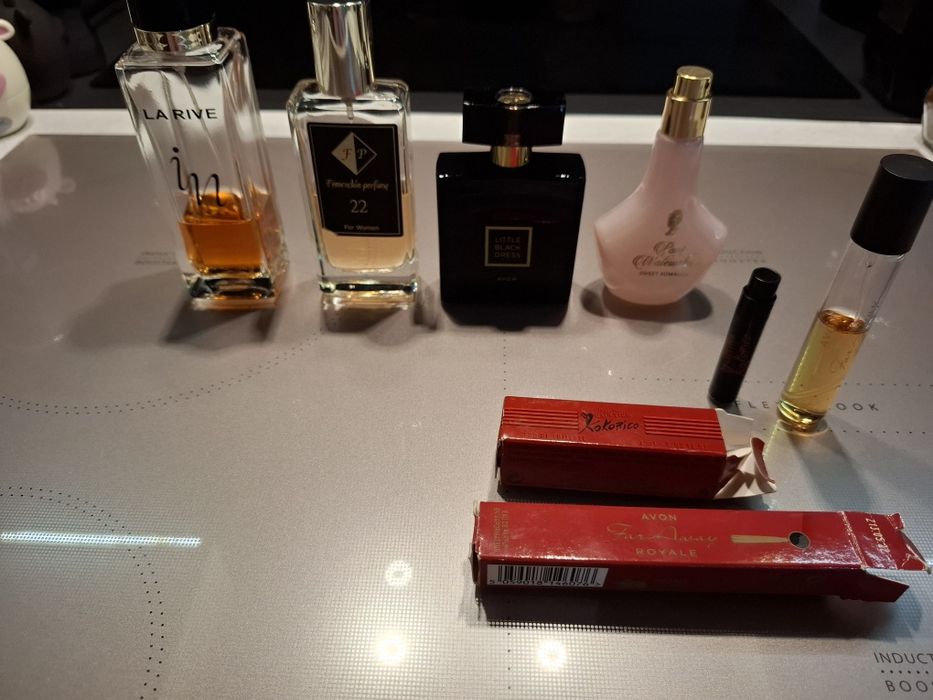 Zestaw 6 perfum damskich, Avon, Pani Walewska, La Rive wieczorowe