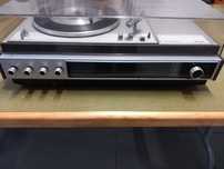 Gira discos com radio grundig (avariado)