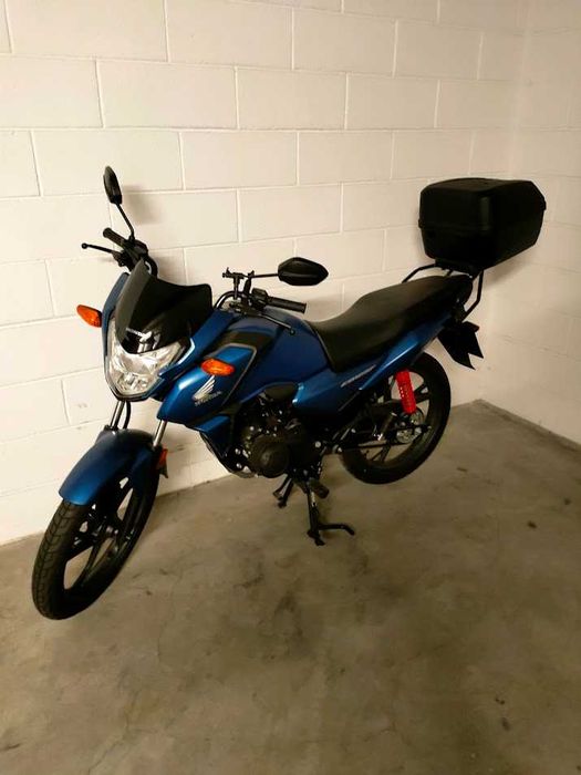 Honda CB125F — Topcase incluído (Apenas 3.000Kms)