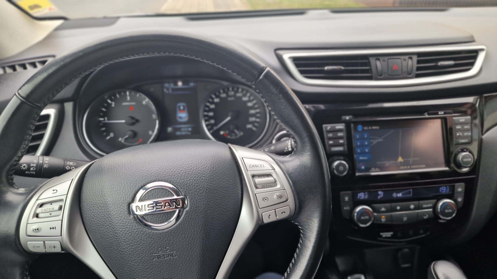 Nissan Qashqai j11