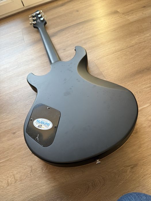 Guitarra Cort M520